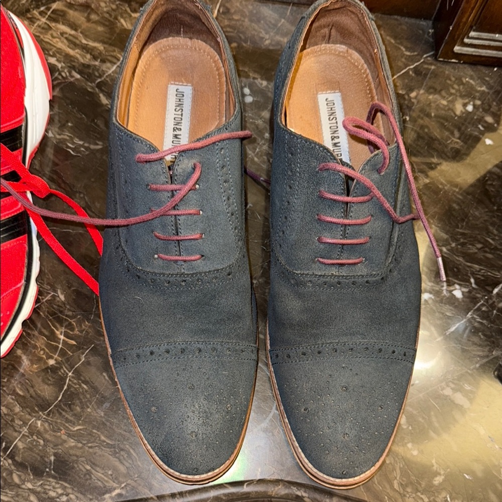 Johnston & Murphy Men's Dark Gray Oxfords